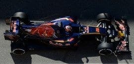 Kvyat pontua e ajuda Toro Rosso a ultrapassar Haas