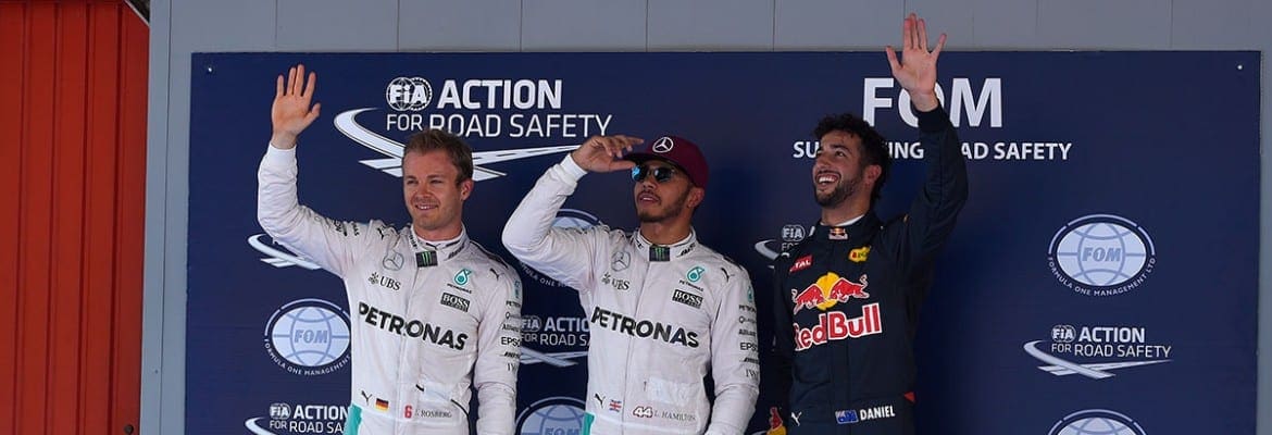 Lewis Hamilton crava a pole-position para o GP da Espanha