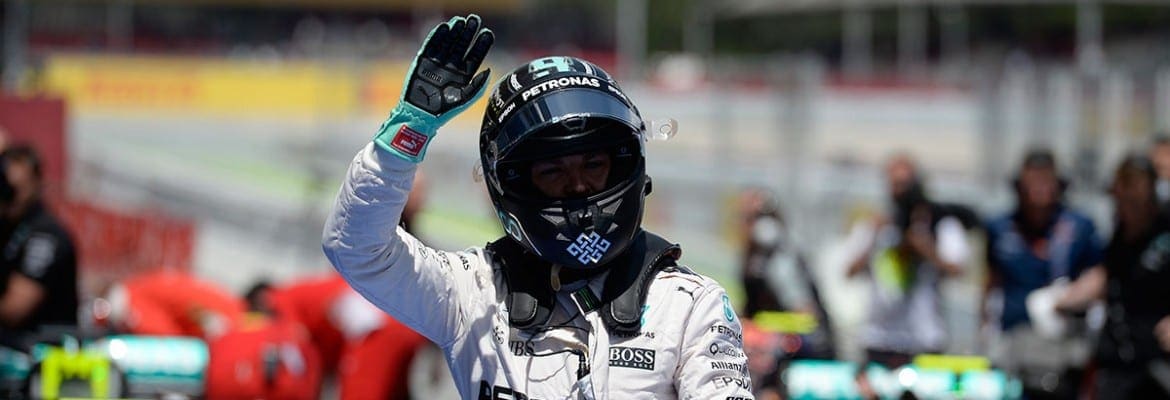 Hamilton simplesmente ‘mais rápido’, diz Rosberg