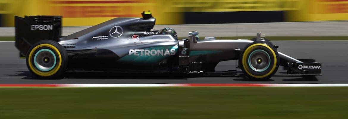 Mercedes continuará com as mesmas clientes em 2017