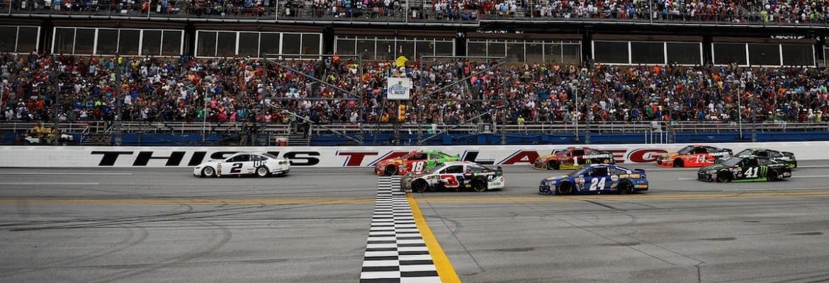 Brad Keselowski vence corrida atribulada em Talladega
