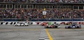 Brad Keselowski vence corrida atribulada em Talladega