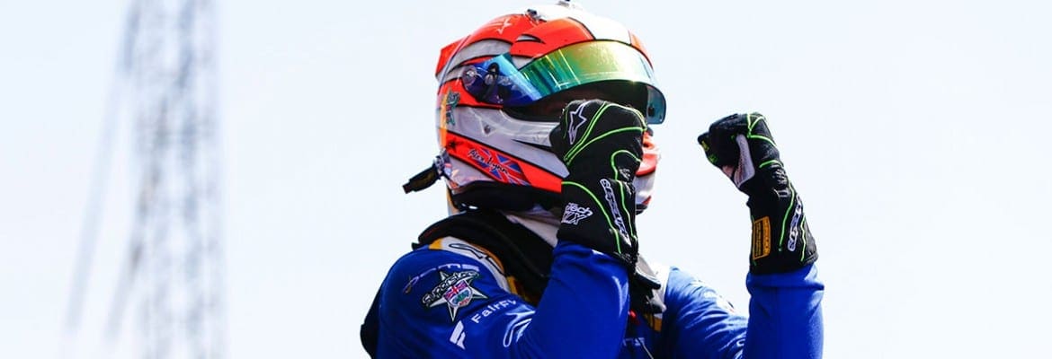 Alex Lynn vence a segunda bateria na Espanha