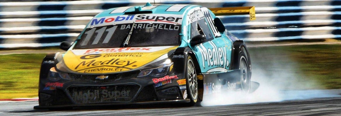 Barrichello vai ao pódio em Goiânia e sobe no campeonato