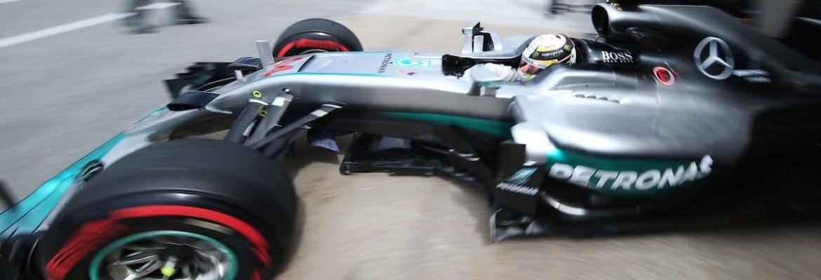 Lewis Hamilton lidera primeira sessão em Montreal