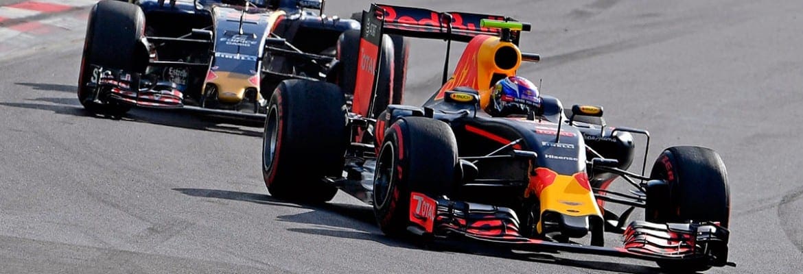 Verstappen admite ser mais conservador pilotando pela Red Bull
