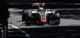 Apesar de fora do top 10, Grosjean fica feliz