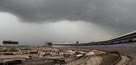 Chuva adia corrida no Texas para 27 de agosto