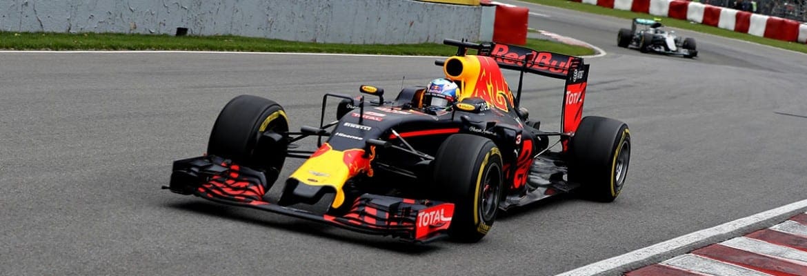 Red Bull volta a elogiar o motor Renault Red Bull volta a elogiar o motor Renault