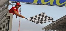 Organização convida fã para dar a bandeira quadriculada no GP da Áustria
