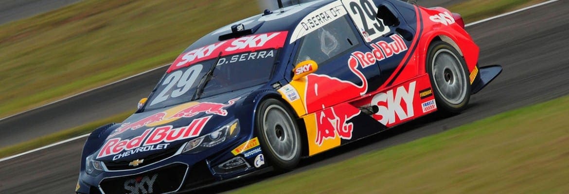 Red Bull encerra seu ciclo na Stock Car com vitória de Daniel Serra