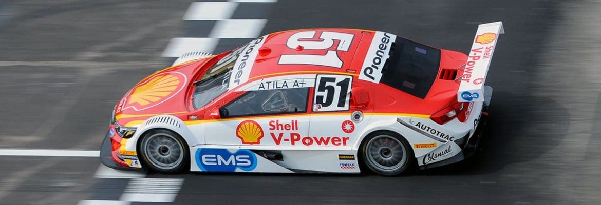 Átila Abreu obtém par de top10s e é terceiro no campeonato