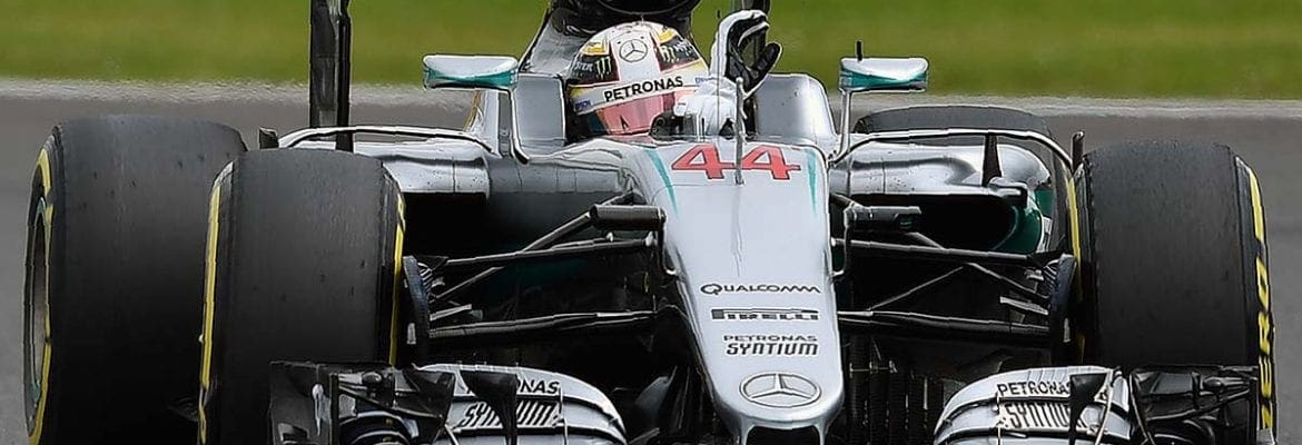 Pole, Hamilton revela “muita pressão” na última volta