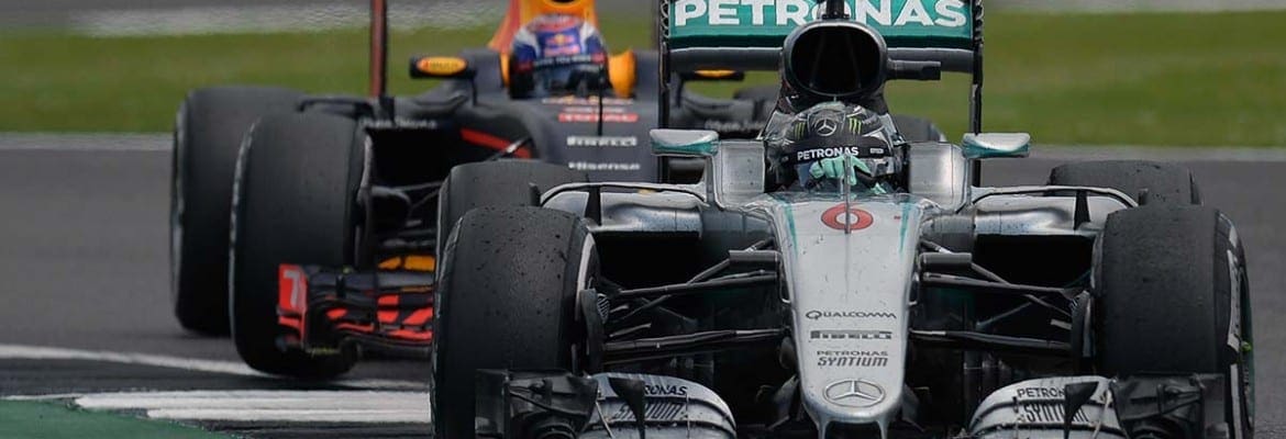 Rosberg gosta de disputa com Verstappen e espera evitar punição