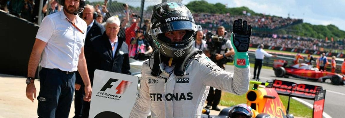 Mercedes oficializa intenção de apelar sobre punição de Rosberg