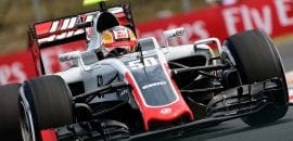 Leclerc espera por vaga de reserva na Sauber