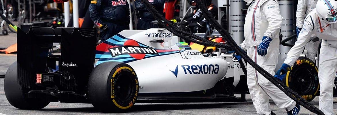 Toque na primeira volta acaba com corrida de Felipe Massa