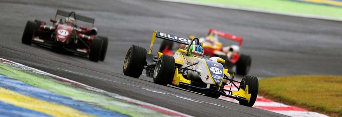 F-3 Brasil: No molhado, Iorio se recupera e abre vantagem na liderança