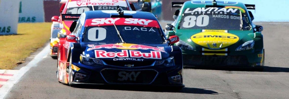 Stock Car dá um show em Cascavel nas vitórias de Cacá e Barrichello