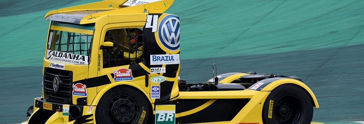 Giaffone fecha o último treino livre na frente em Interlagos