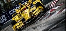 Castroneves supera furo de pneu, vai ao pódio em Toronto e sobe no campeonato
