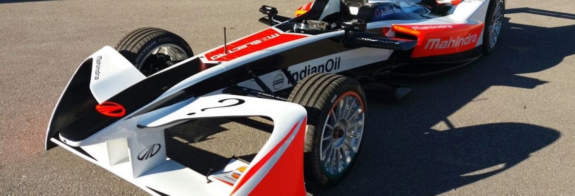 Equipes da Fórmula E testam nova asa dianteira “futurística”