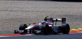 Sergey Sirotkin conquista a pole-position na Áustria