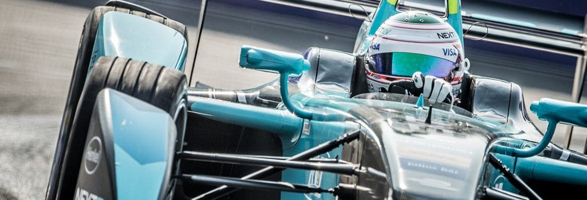 Piquet desembarca no palco de seu título mundial da FE e quer terminar bem