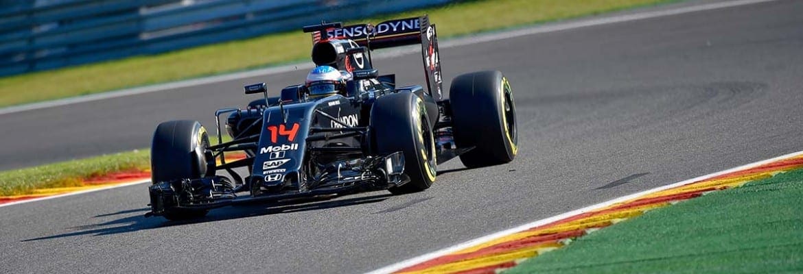 Três pilotos serão punidos por troca de motores e largarão no final do grid