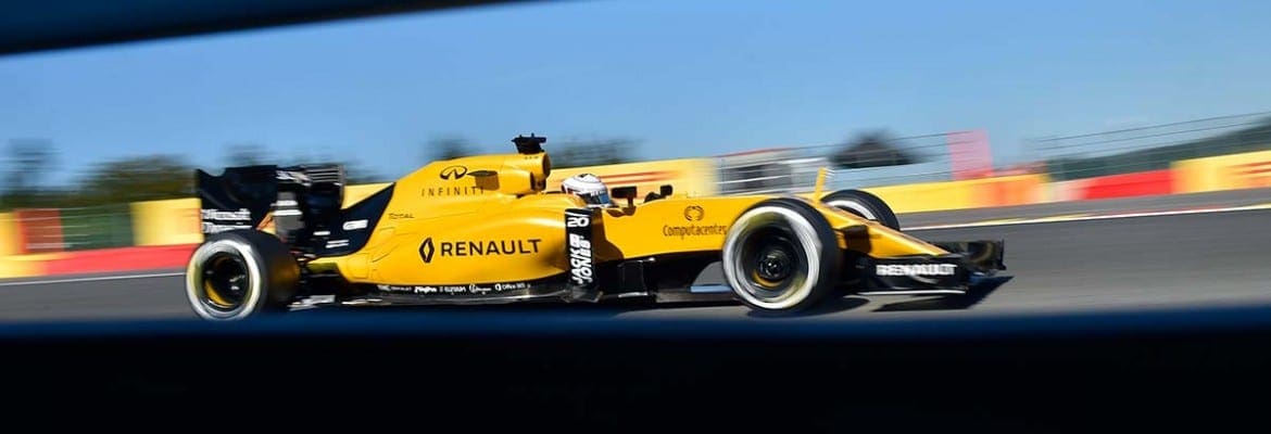 Magnussen surpreso com velocidade de sua Renault