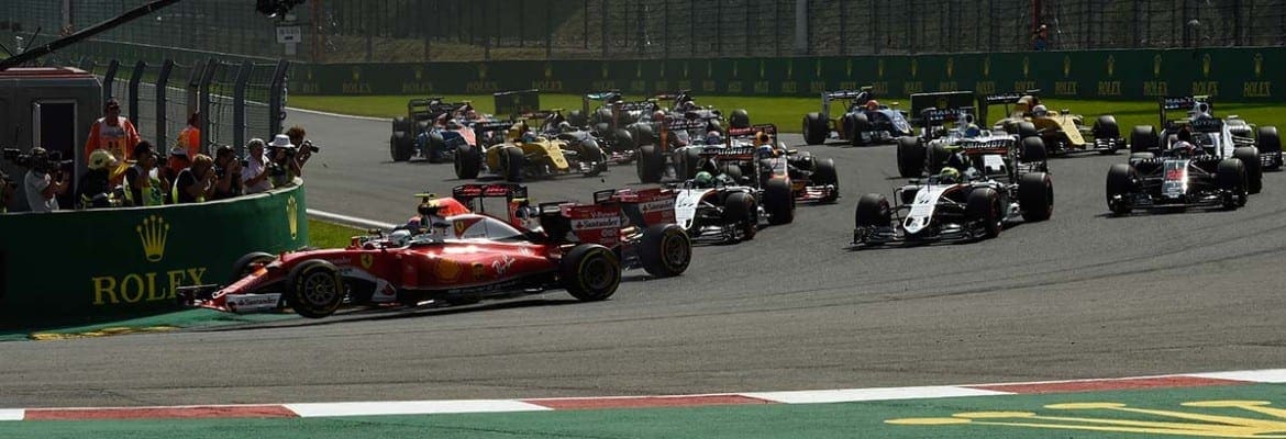 Vettel pretende conversar com Verstappen sobre sua conduta