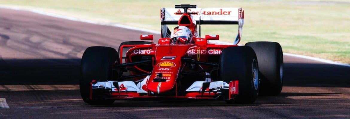 Pneus Pirelli de 2017 estreiam na pista