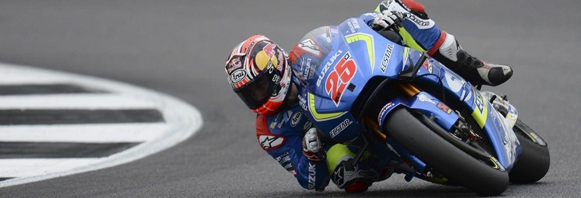 Viñales vence em prova marcada por grave acidente na largada