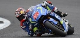 Viñales vence em prova marcada por grave acidente na largada