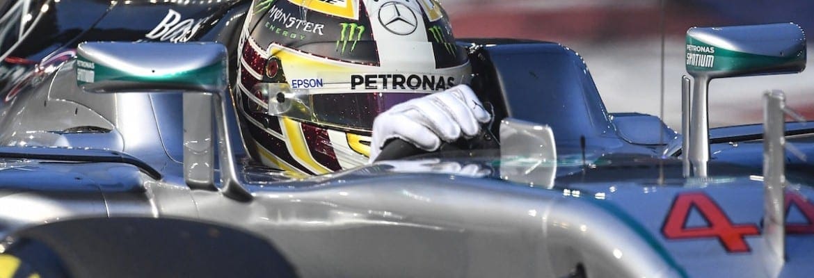 Hamilton: Mercedes está “definitivamente melhor do que ano passado” após treinos em Cingapura