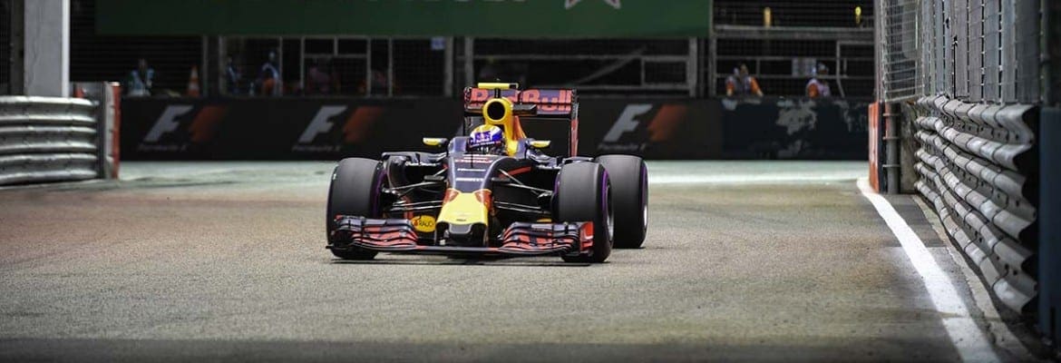 Max Verstappen diz estar ansioso por “batalha” junto a Mercedes e Ferrari