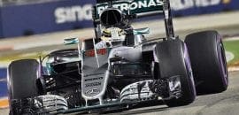 Hamilton fica satisfeito por recuperar o pódio em Marina Bay