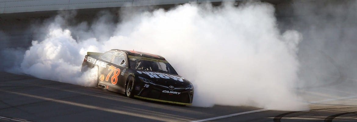 Martin Truex Jr. vence primeira corrida do Chase em Chicago