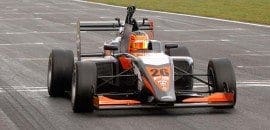 Matheus Leist disputa título neste final de semana em Donington Park