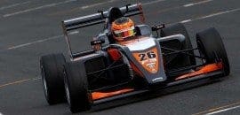 Matheus Leist é o mais rápido no treino livre em Donington Park