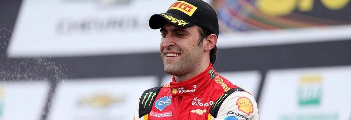 Shell e Átila lançam caminhão-camarote de R$ 2,5 mi para temporada da Stock Car