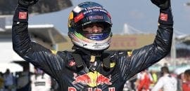 Ricciardo vence após quebra de Hamilton e garante a dobradinha para Red Bull