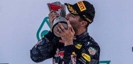 Ricciardo aliviado depois de bater na trave três vezes em 2016