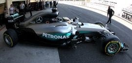 Hamilton lidera o primeiro treino livre do GP de Abu Dhabi