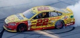 Joey Logano vence em Talladega e quatro pilotos estão fora do ‘Chase’