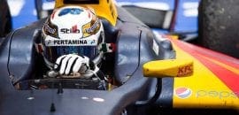Giovinazzi vence corrida 1 na Malásia e assume liderança do campeonato
