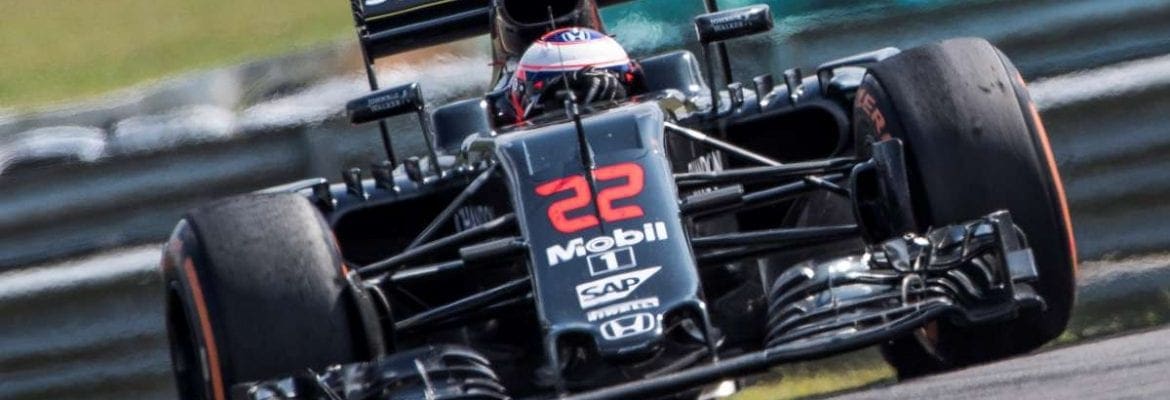 Diretor da McLaren diz que a F1 será mais amigável para os fãs após Ecclestone