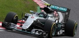Atrás de Rosberg, Hamilton classifica dia de treinos como “realmente bom”