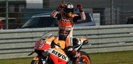 Com quedas de Rossi e Lorenzo, Márquez garante título antecipado no Japão