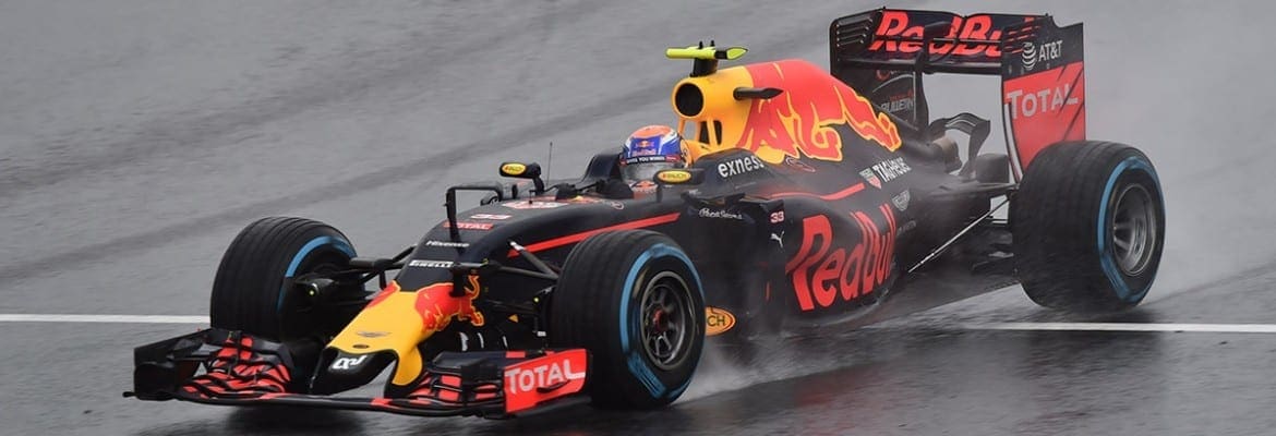 Piloto do dia, Verstappen faz corrida digna de campeão em Interlagos
